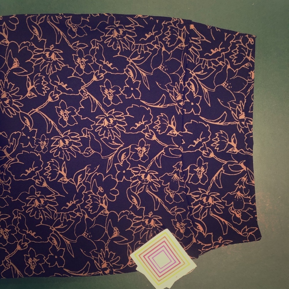 Lularoe skirt